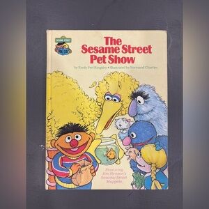 The Sesame Street Pet Show Hardcover Children’s Book (1981) Vintage